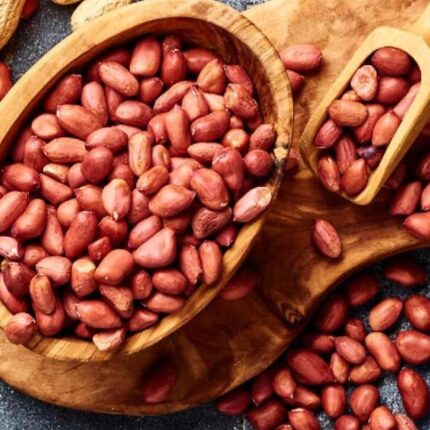 GROUNDNUT KERNELS/PEANUTS
